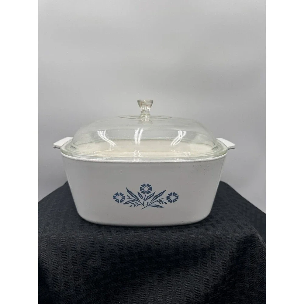 Vintage Corning Ware Blue Cornflower Casserole  P-84-B 4 Qt With Lid